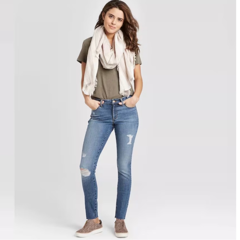Universal Thread Mid-Rise Skinny Raw Hem Jeans Size 4 / 27R